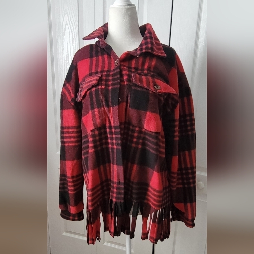 Jolie & Joy - Girl Cobie Fleece Fringe Shacket size Large